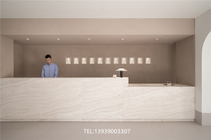 景區(qū)特色民宿設(shè)計 杭州里奈民宿酒店大廳吧臺設(shè)計實景圖 景區(qū)特色民宿設(shè)計 杭州里奈民宿酒店大廳吧臺設(shè)計實景圖