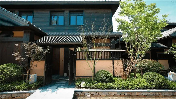 泡湯時(shí)代   國(guó)內(nèi)新開(kāi)溫泉度假酒店設(shè)計(jì)大盤點(diǎn)