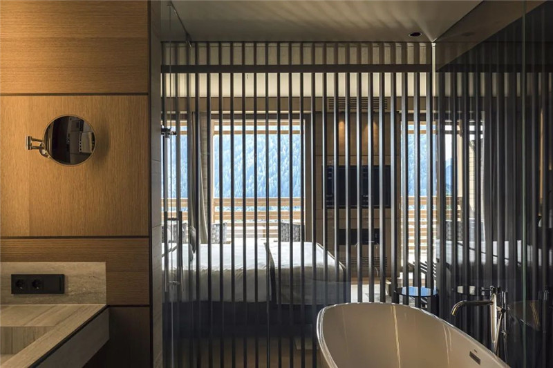 客房衛(wèi)生間設(shè)計-當(dāng)代奢華風(fēng)Lefay Resort＆SPA Dolomiti設(shè)計賞析