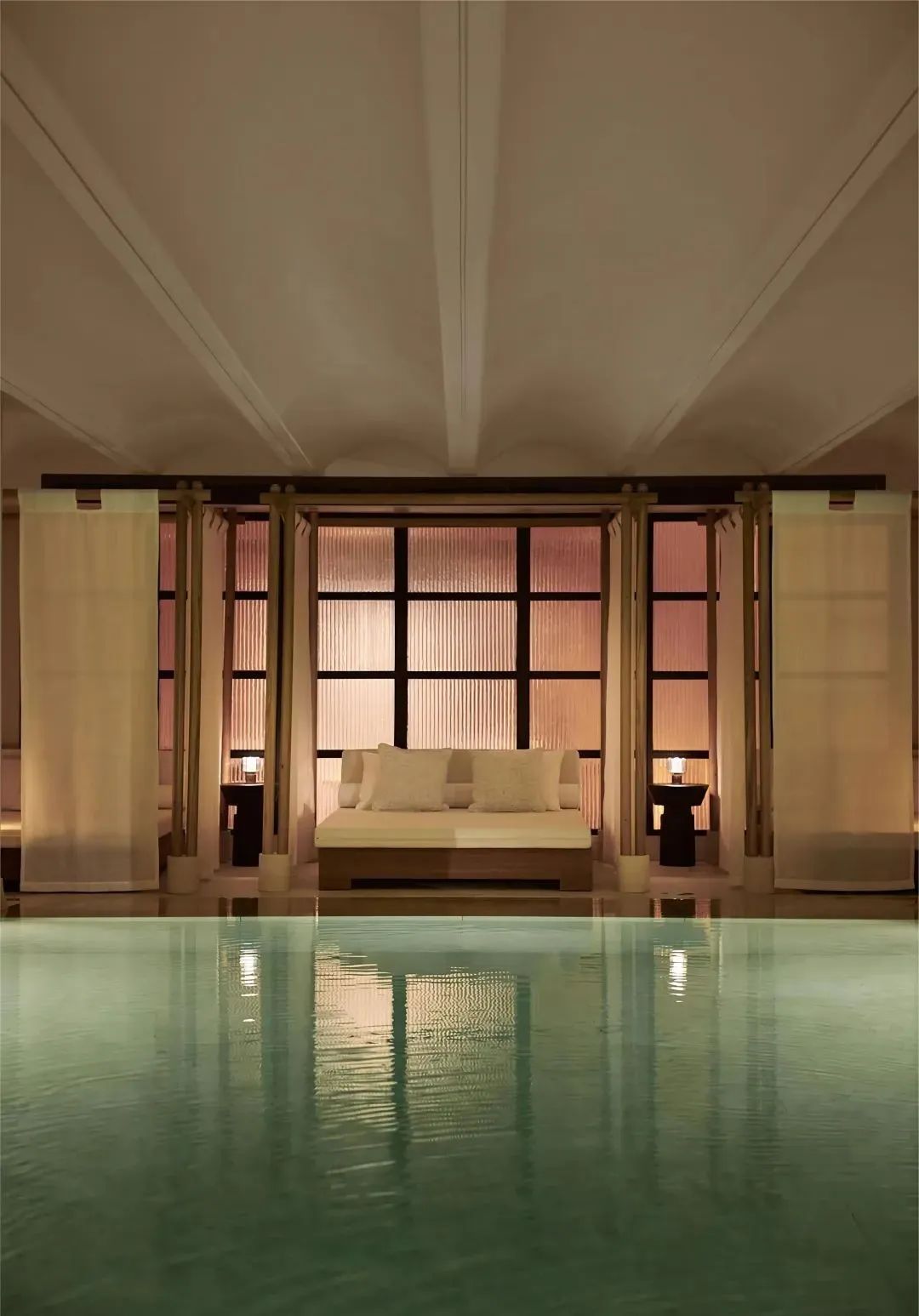 現(xiàn)代東方  英國倫敦酒店Claridge’s水療中心設(shè)計(jì)