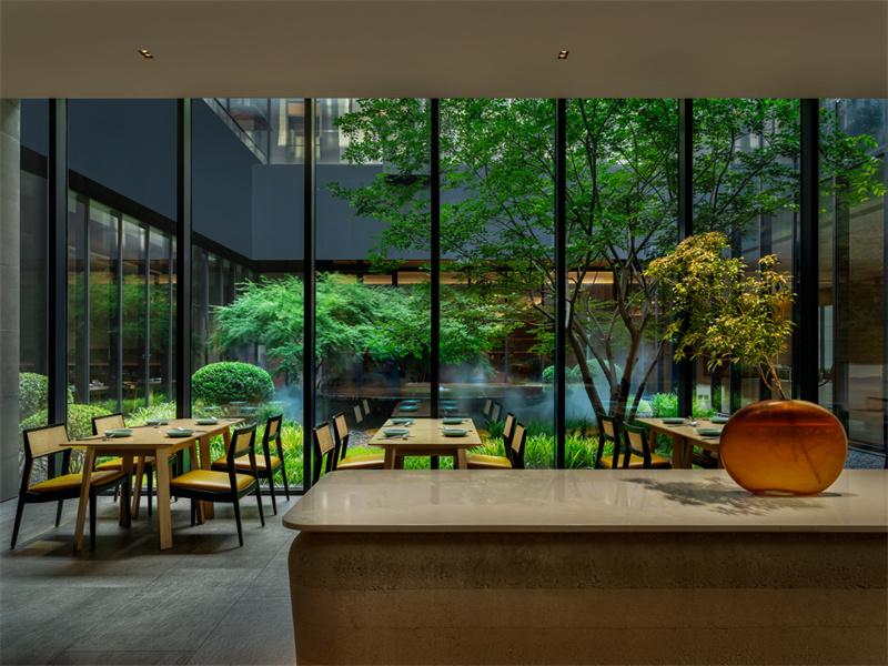 河南鄭州中牟建業(yè)只有·劇場(chǎng)酒店設(shè)計(jì)案例